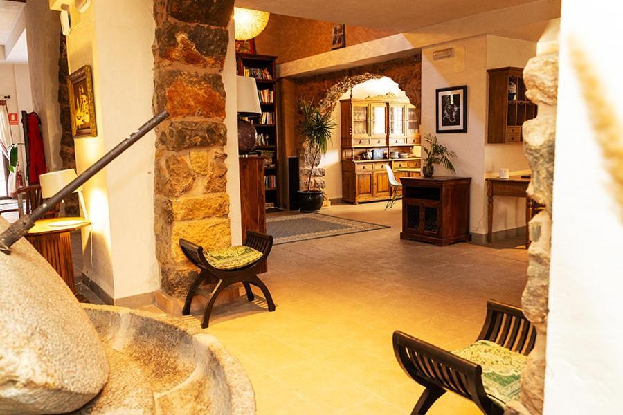 Masia De Matuta Vall de Almonacid エクステリア 写真