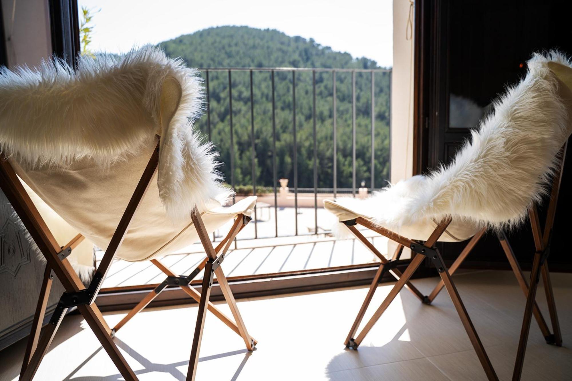 Masia De Matuta Vall de Almonacid エクステリア 写真